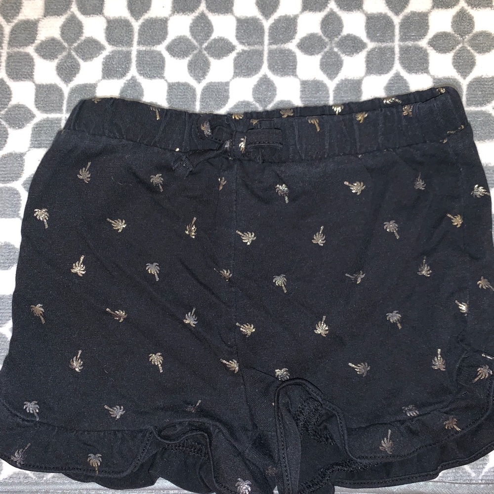 Black and gold palm tree shorts size 2t